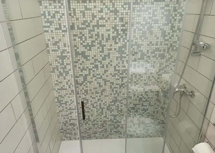 Al Centro Di 3* Lecce