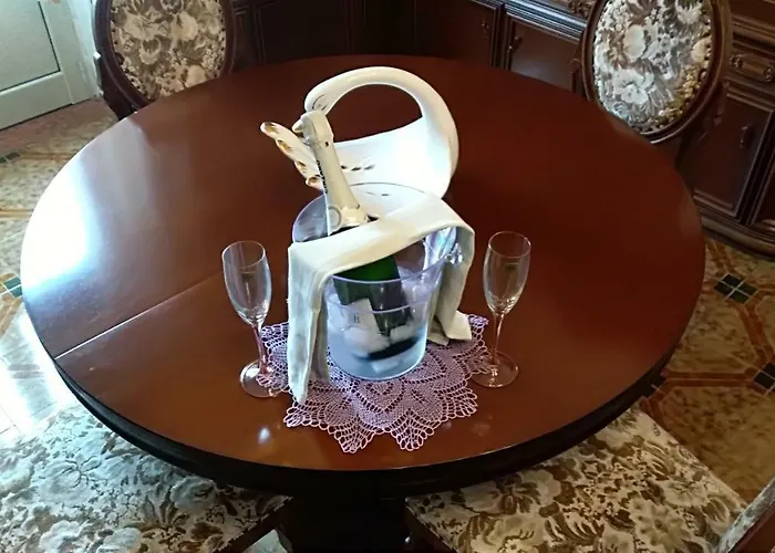 Al Centro Di 3* לצ'ה